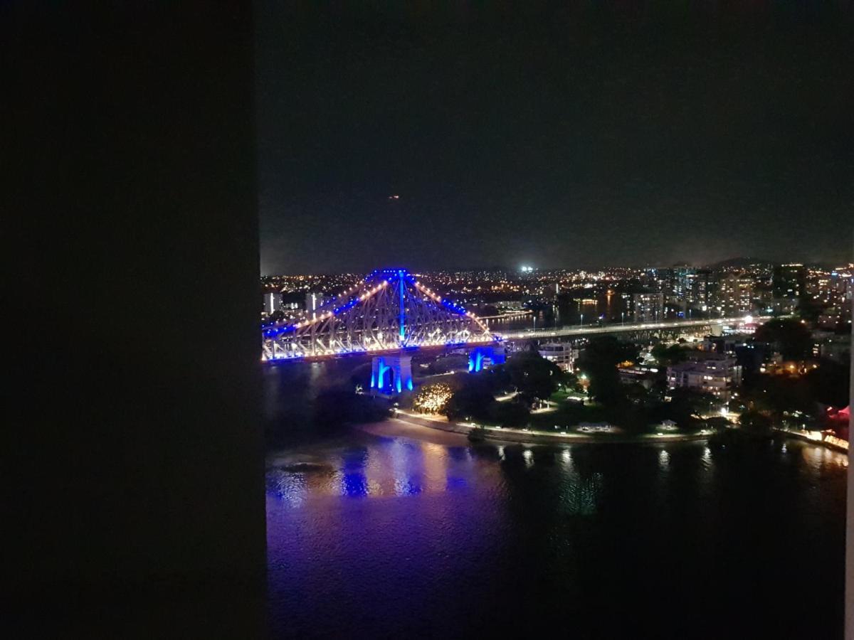 Amazing River View - 3 Bedroom Apartment - Brisbane Cbd - Netflix - Fast Wifi - Carpark Extérieur photo