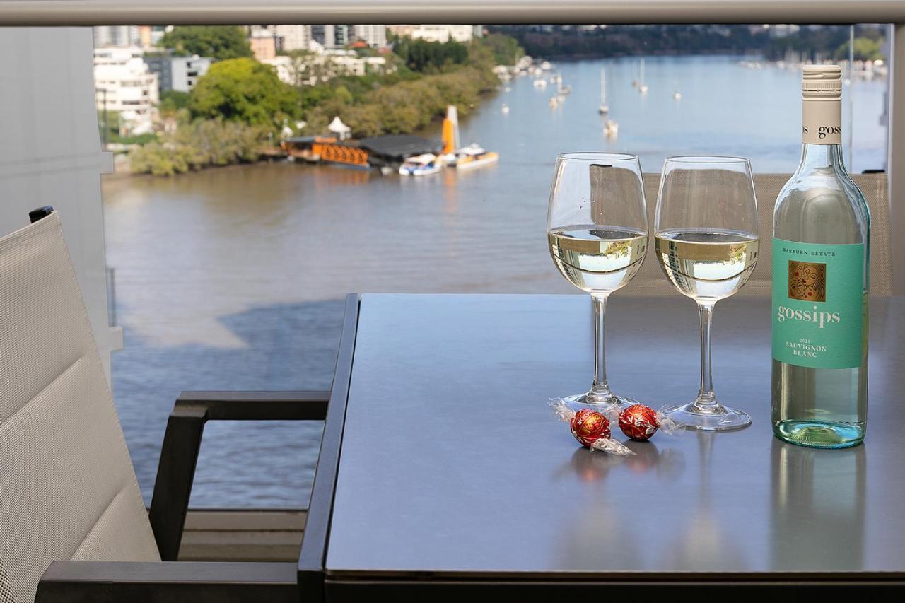 Amazing River View - 3 Bedroom Apartment - Brisbane Cbd - Netflix - Fast Wifi - Carpark Extérieur photo